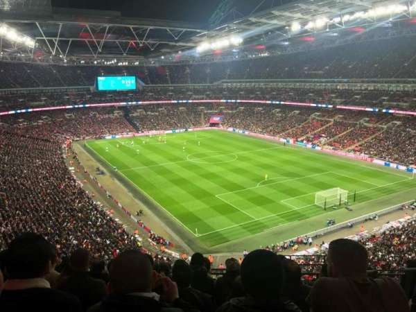 Wembley Stadium, bloc: 518, rangée: 12, place: 136