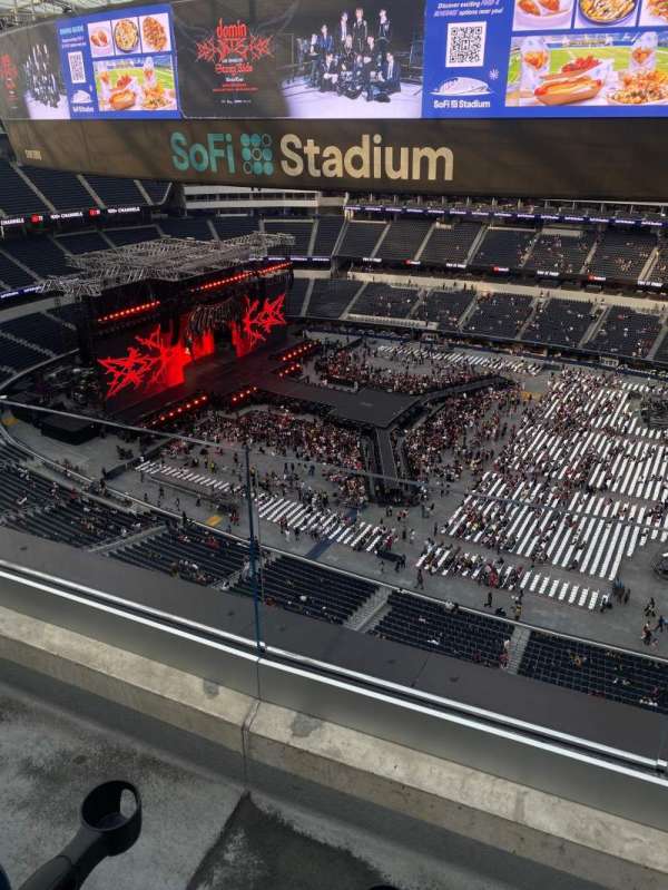 SoFi Stadium, bloc: 418, rangée: 2, place: 13