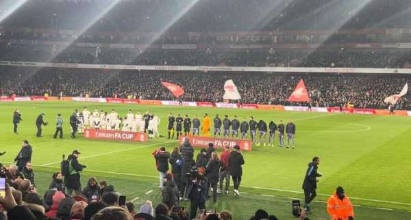 Emirates Stadium, bloc: 31, rangée: 16, place: 982