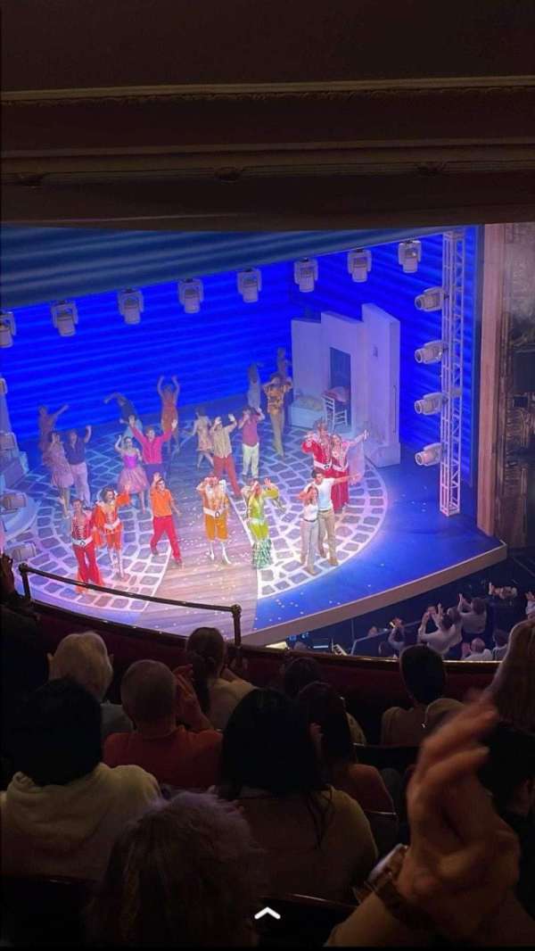 Novello Theatre, bloc: Grand circle, rangée: F, place: 27