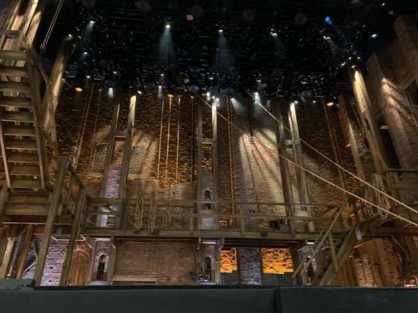 Victoria Palace Theatre, bloc: Stalls, rangée: A, place: 26