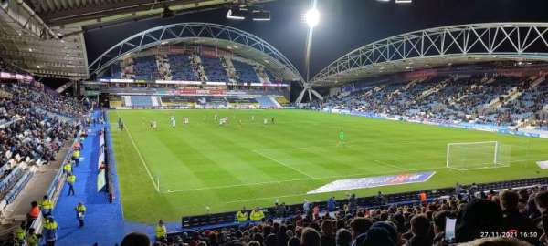 Accu Stadium, bloc: the magic rock stand, rangée: n, place: 144