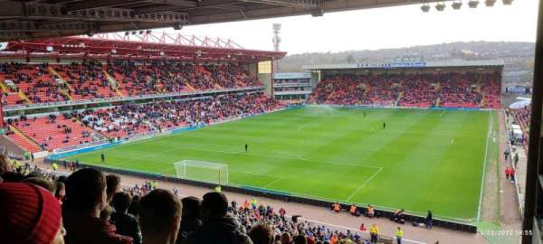 Oakwell Stadium, rangée: rr, place: 2