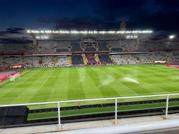 Estadi Olímpic Lluís Companys, bloc: 220, rangée: 0003, place: 0001