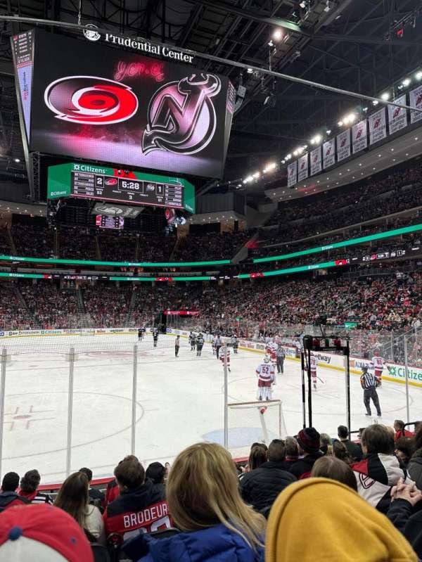 Prudential Center, bloc: 2, rangée: 9, place: 10