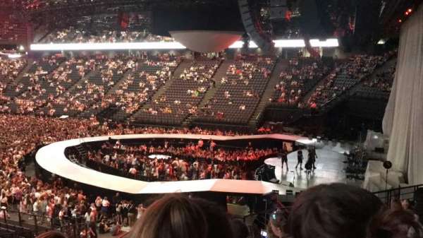 Accor Arena, bloc: Gradin H, rangée: 5, place: 10