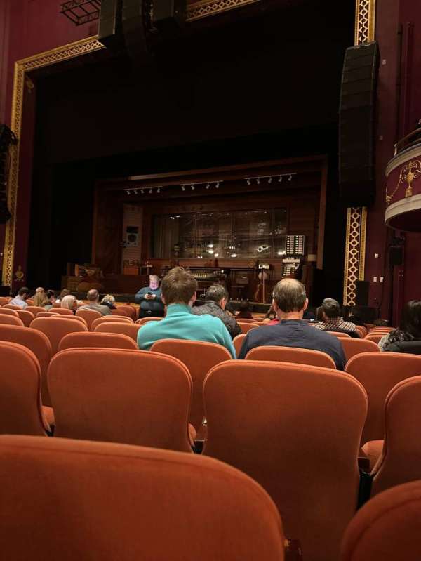 National Theatre, DC, bloc: Orchestra R, rangée: M, place: 14