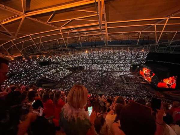 Wembley Stadium, bloc: 552, rangée: 37, place: 374