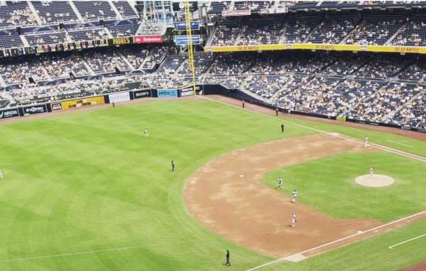 Petco Park, bloc: 318, rangée: 10, place: 08