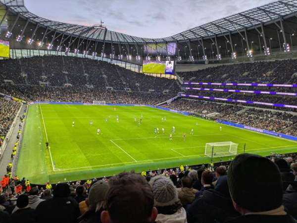 Tottenham Hotspur Stadium, bloc: 422, rangée: 9, place: 447