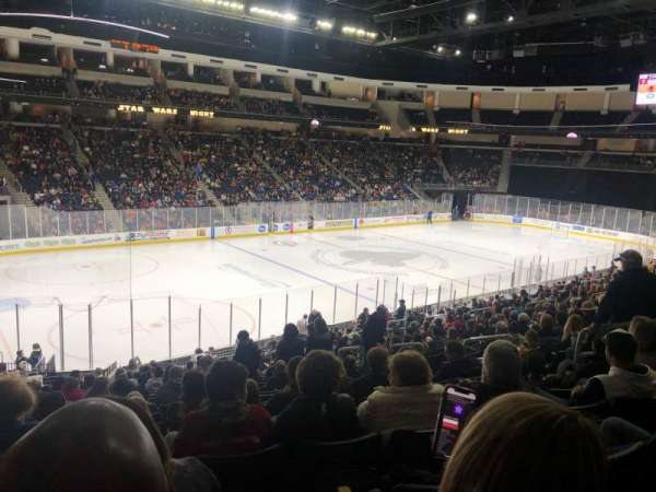Gas South Arena, bloc: 102, rangée: X, place: 9