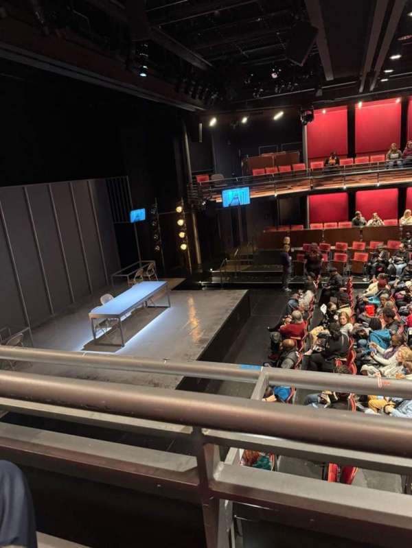 Head Theater at Baltimore Center Stage, bloc: Mezz, rangée: AA, place: 27