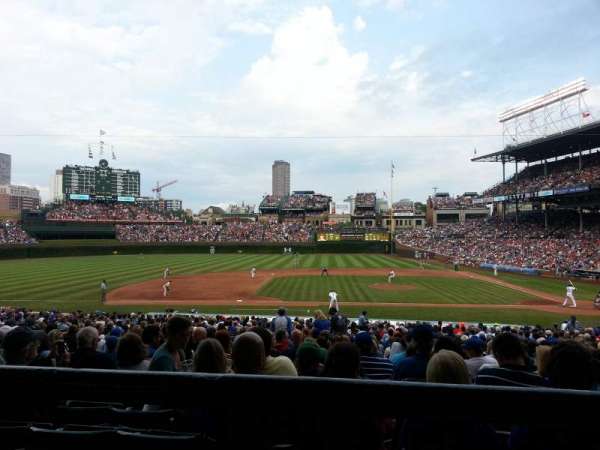 Wrigley Field, bloc: 212, rangée: 1, place: 19