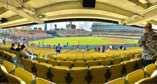 Dodger Stadium, bloc: 41FD, rangée: X, place: 5
