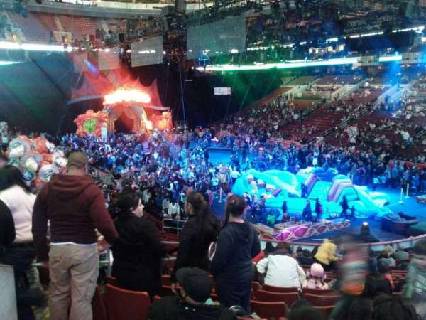Xfinity Mobile Arena, bloc: 105, rangée: 21, place: 2