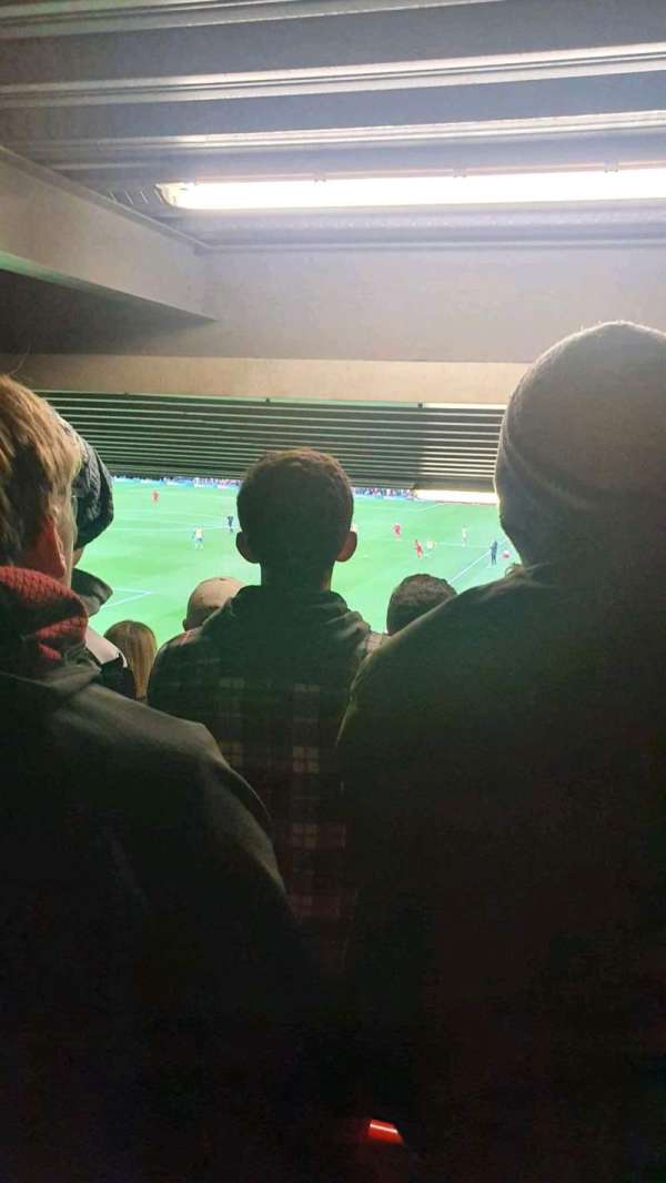 Anfield, bloc: AL9, rangée: 35, place: 204