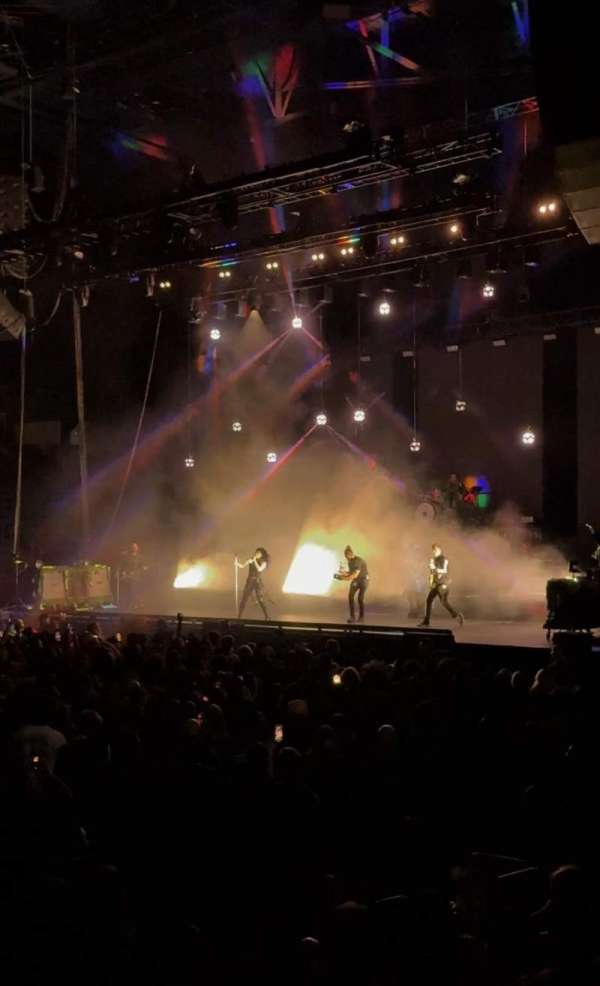 Toyota Arena, bloc: 106, rangée: F, place: 10