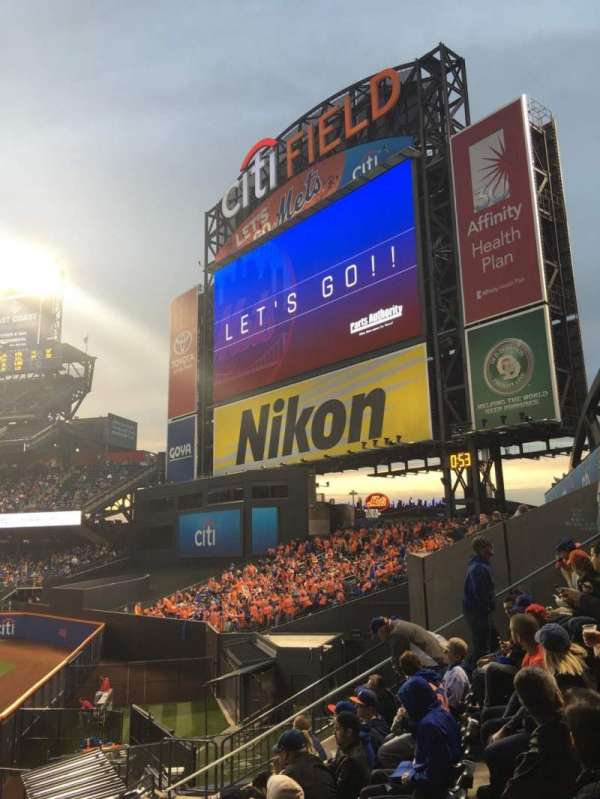 Citi Field, bloc: 101, rangée: 10, place: 8