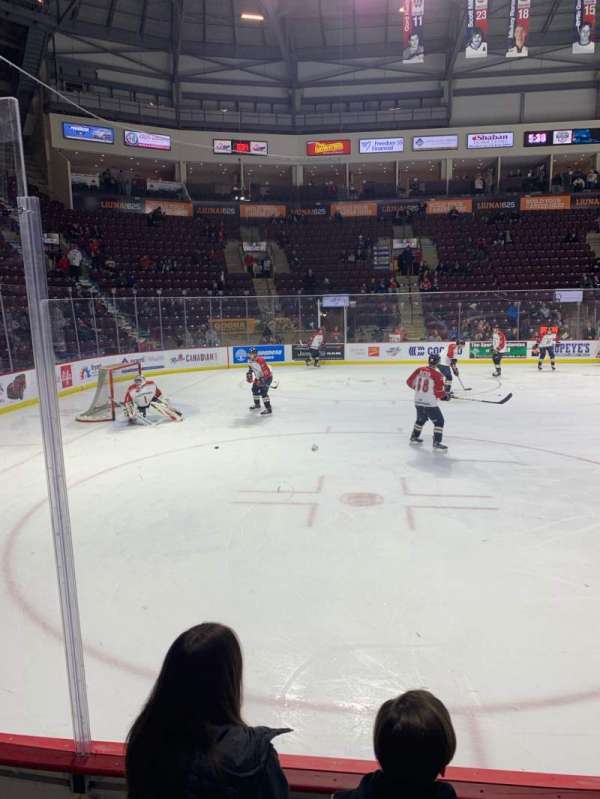 WFCU Centre, bloc: 106, rangée: C, place: 4