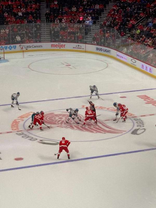 Little Caesars Arena, bloc: M4, rangée: C, place: 14