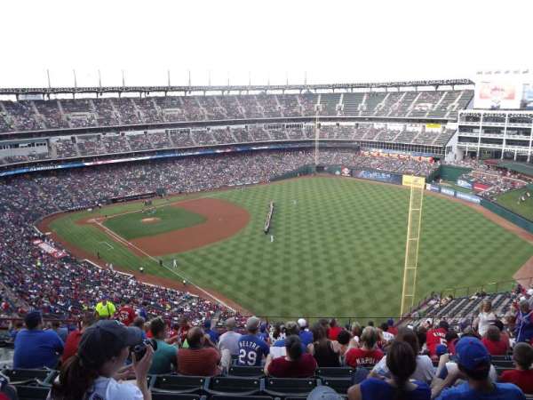 Globe Life Park in Arlington, bloc: 342, rangée: 16, place: 10