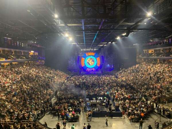 Acrisure Arena, bloc: 200, rangée: A, place: 15