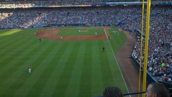 Turner Field, bloc: 332L, rangée: 4, place: 105