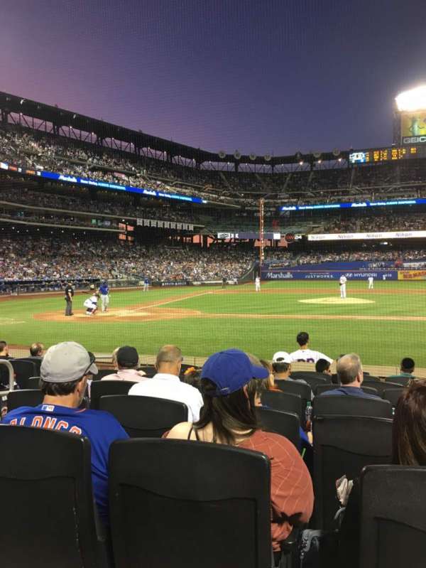 Citi Field, bloc: A, rangée: 8, place: 5