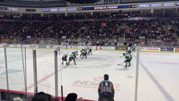 WFCU Centre, bloc: 104, rangée: E, place: 1