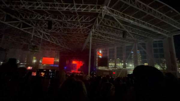 RBC Amphitheatre, bloc: 403, rangée: L, place: 8