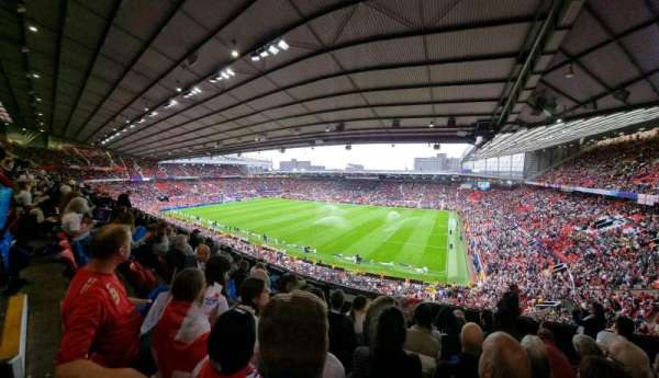 Old Trafford, bloc: N3408, rangée: 9, place: 10