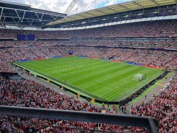 Wembley Stadium, bloc: 529, rangée: 1, place: 200