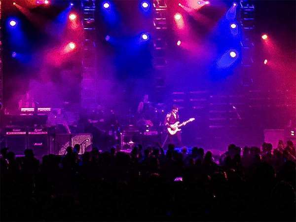 Tower Theater, bloc: Orchestra LC, rangée: RR, place: 126