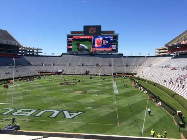 Jordan-Hare Stadium, bloc: 42, rangée: 34, place: 5