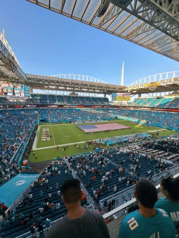 Hard Rock Stadium, bloc: 350, rangée: 2W, place: 7