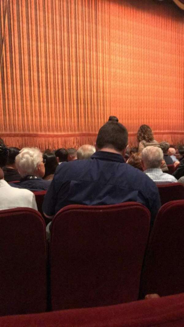 Imperial Theatre, bloc: Orchestra L, rangée: J, place: 11