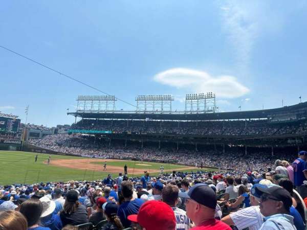 Wrigley Field, bloc: 106, rangée: 12, place: 1