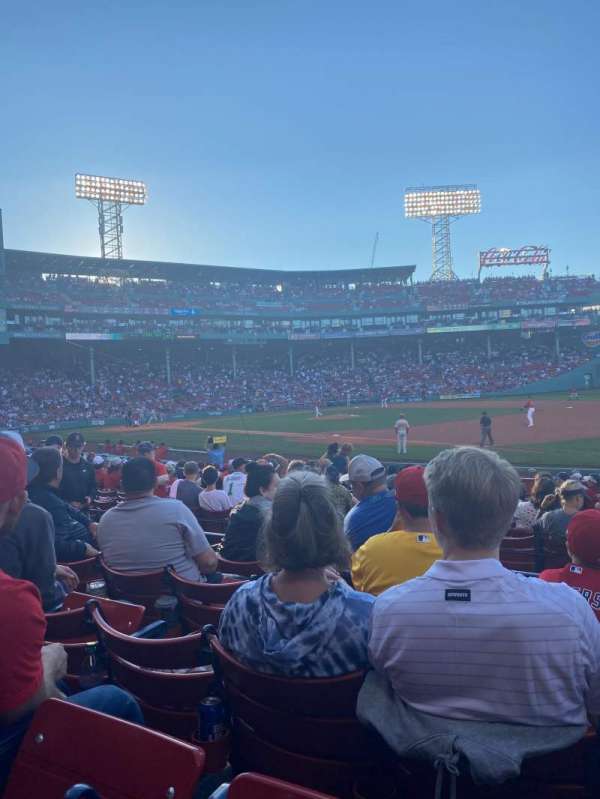 Fenway Park, bloc: Loge Box 102, rangée: EE, place: 2