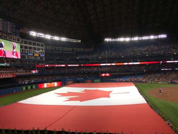 Rogers Centre, bloc: 238, rangée: 2, place: 7