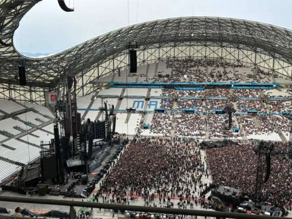 Stade Vélodrome, bloc: Jean Bouin, rangée: 77, place: 5