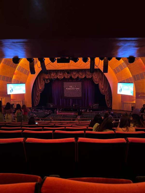Radio City Music Hall, bloc: 1st Mezzanine 3, rangée: J, place: 305