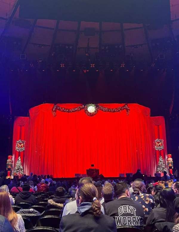 Madison Square Garden, bloc: Floor E, rangée: 1, place: 7