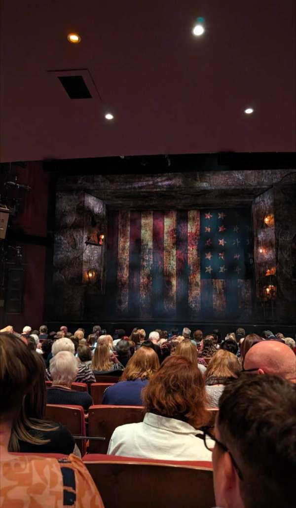 Norwich Theatre Royal, bloc: Front Stalls, rangée: P, place: 18