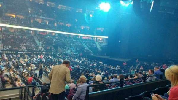 Canadian Tire Centre, bloc: 117, rangée: L, place: 1