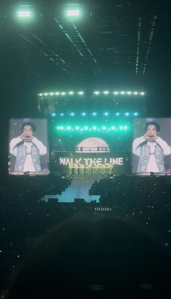 ING Arena, bloc: Balcony D, rangée: 4, place: 28