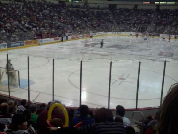 Giant Center, bloc: 102, rangée: k, place: 4