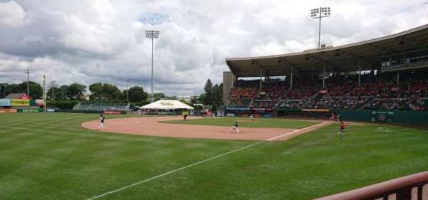 McCoy Stadium, bloc: 15, rangée: A, place: 16
