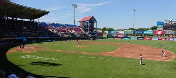 McCoy Stadium, bloc: 1, rangée: F, place: 7
