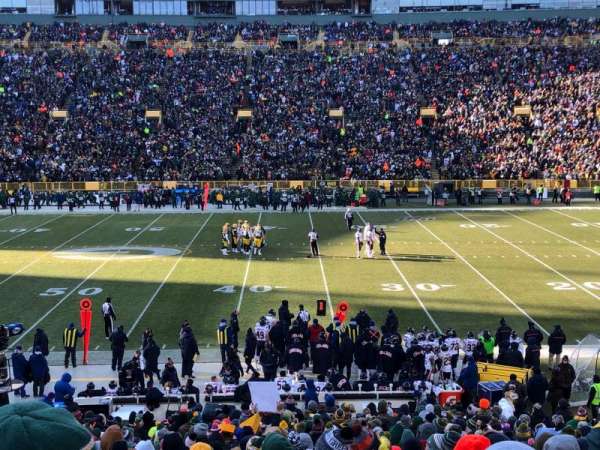 Lambeau Field, bloc: 117, rangée: 31, place: 9