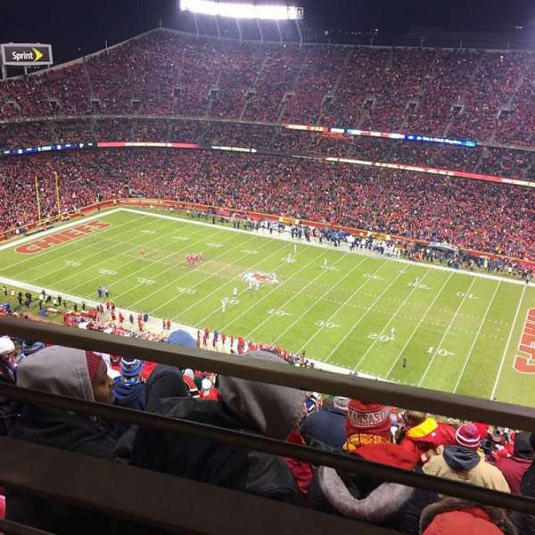 Arrowhead Stadium, bloc: ADA320, rangée: A1, place: 16